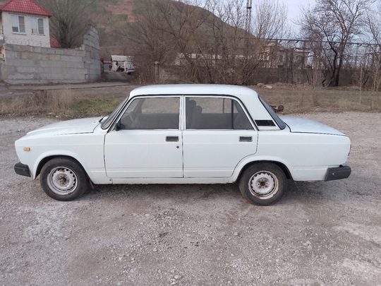 Ваз 2107
2005
1.5л
5-ти ступка
Карбюратор
Авто в хорошем (4)