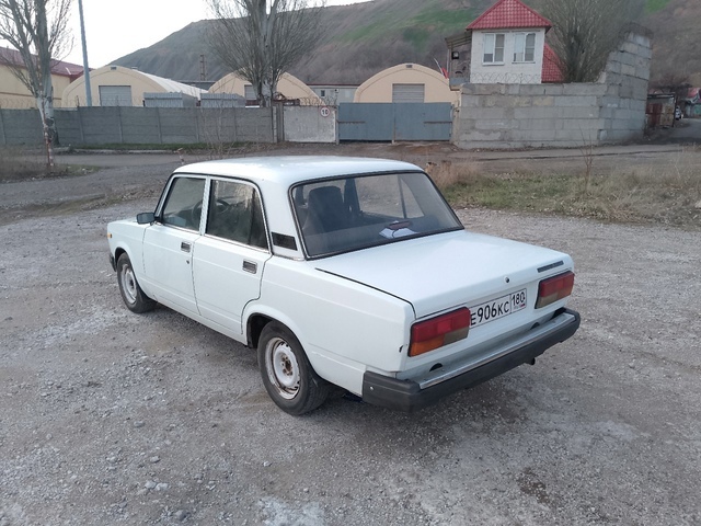 Ваз 2107
2005
1.5л
5-ти ступка
Карбюратор
Авто в хорошем (5)