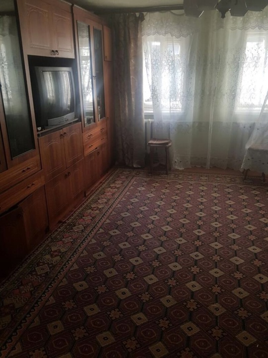 Продается 4 - х комнатный (4)