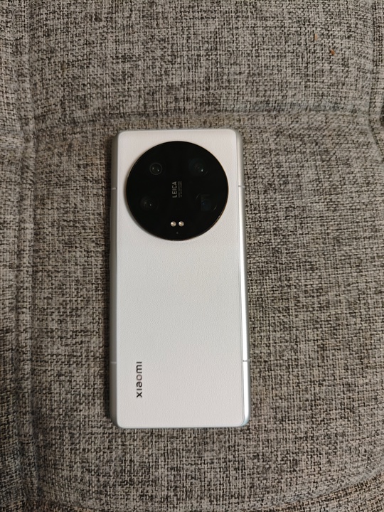 Продаю свой Xiaomi 13 Ultra (7)
