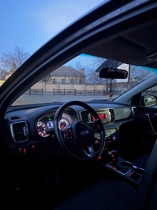 Продам Kia Sportage 2017 в (6)
