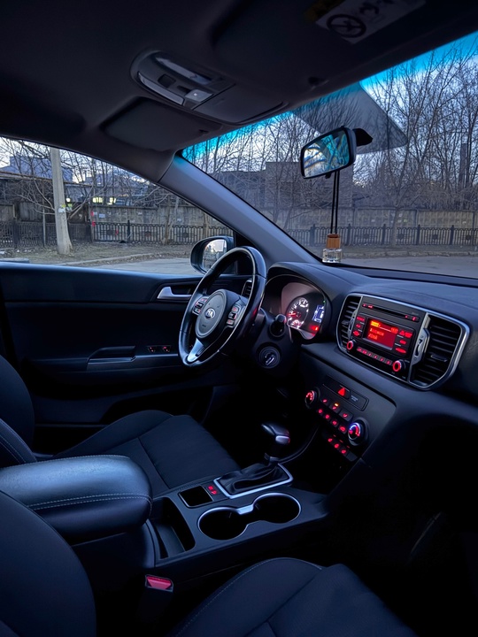 Продам Kia Sportage 2017 в (7)