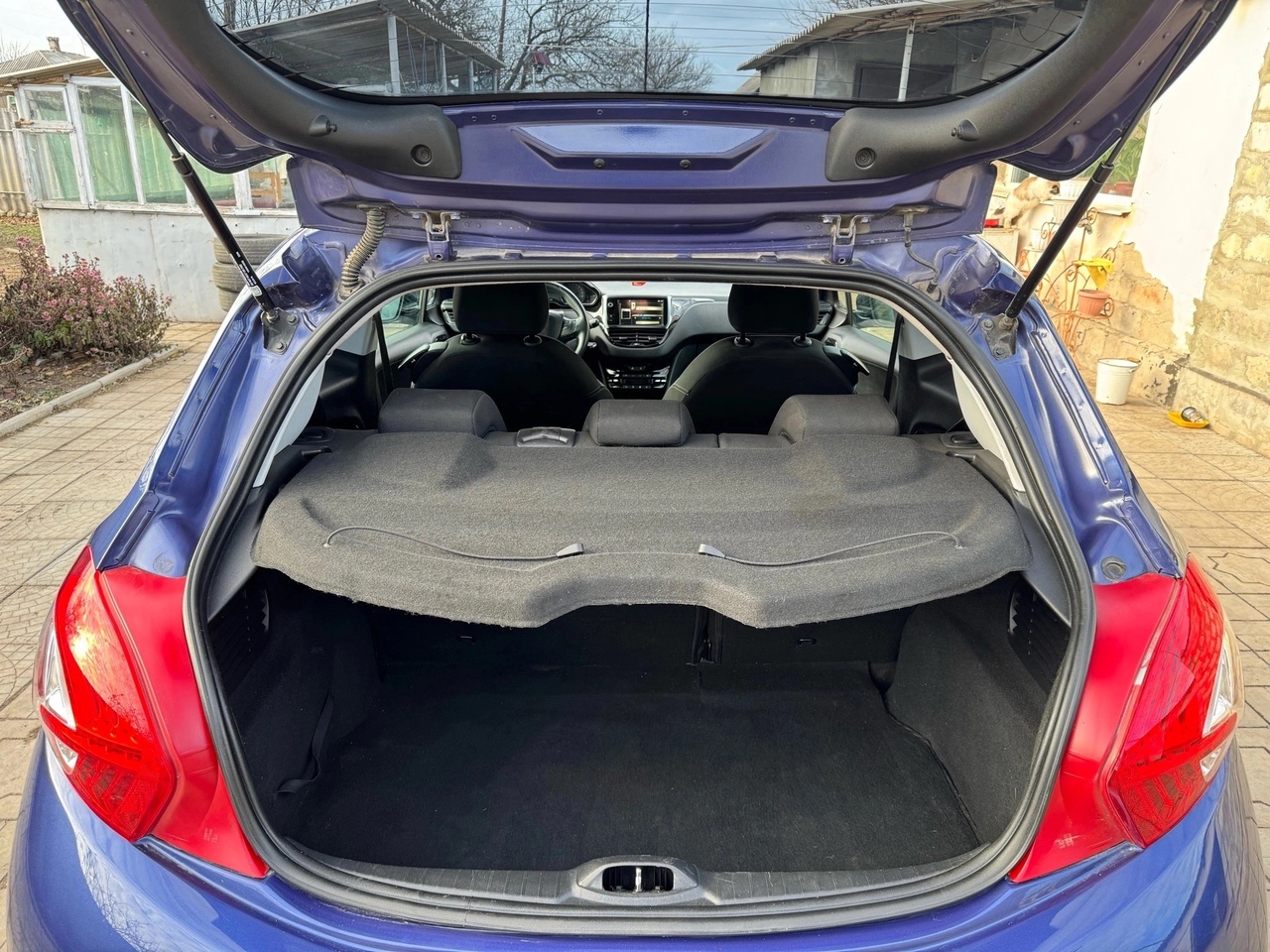 Цена: 700 000₽. +79591906408
Peugeot 208 (5)
