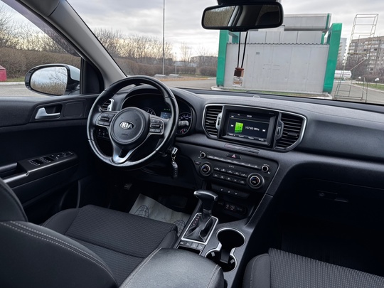 Продам Kia Sportage 2016 в (8)