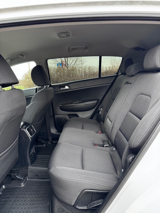Продам Kia Sportage 2016 в (9)