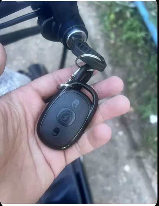 Донецк. Продам абсолютно новые , (3)