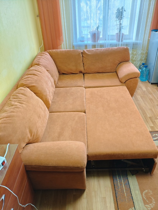 Донецк. Срочно продам отличный большой (1)
