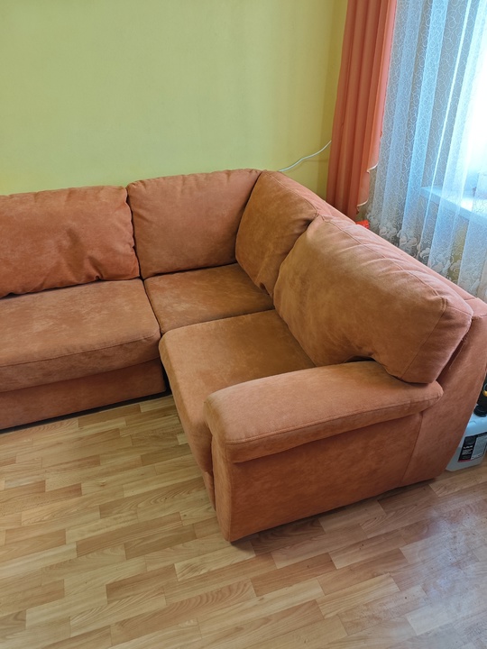 Донецк. Срочно продам отличный большой (2)