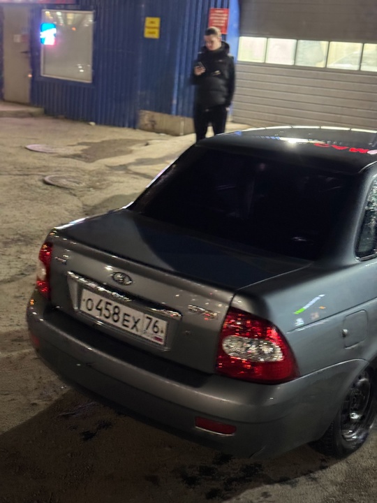 В продаже приора 2011г гур. (6)