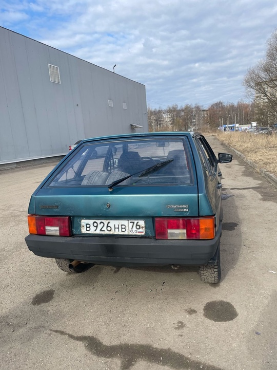 Продам ВАЗ 2109
Инжектор 1.5
Двигатель и (4)