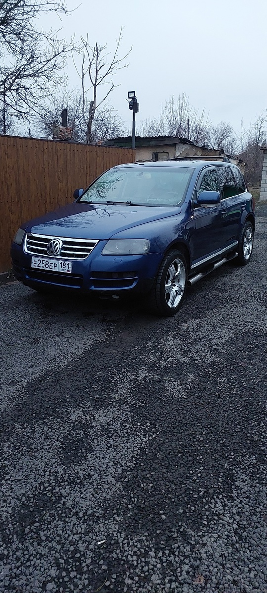 Продам Volkswagen Touareg 2003 год (6)
