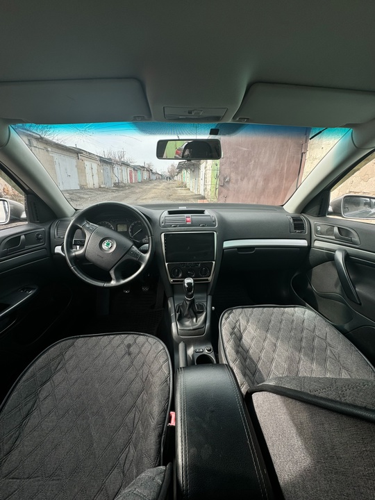 ✅Skoda Octavia 2008 1.6✅
На механике
Пробег (6)