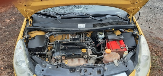 Продам OPEL CORSA 2008 г.в.Двигатель (9)