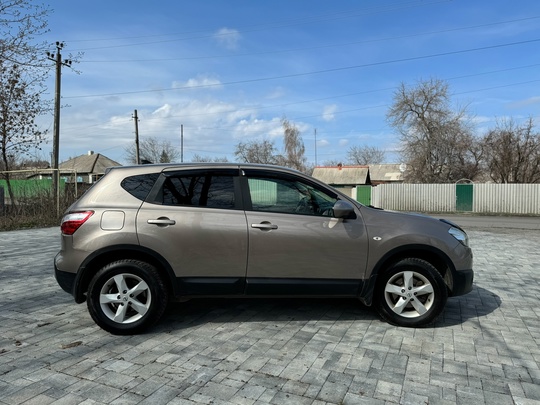Продам автомобиль Nissan Qashqai (Ниссан (6)