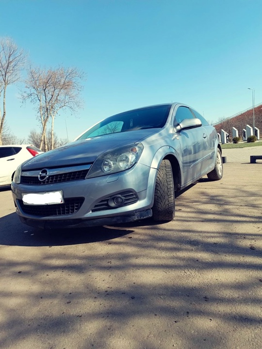 В продаже Opel Astra gtc