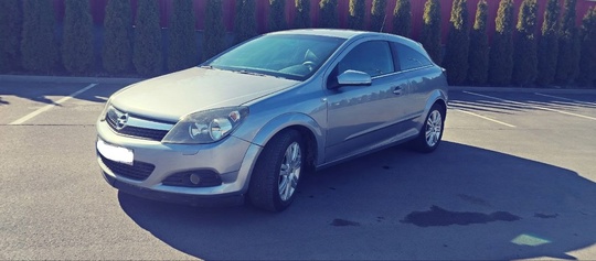 В продаже Opel Astra gtc (2)