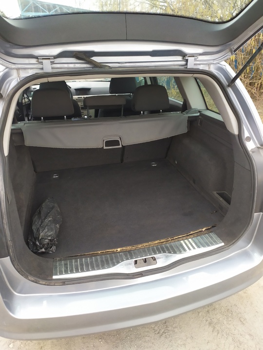 Продается Opel Astra H универсал
Мотор: (4)