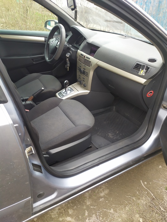 Продается Opel Astra H универсал
Мотор: (5)