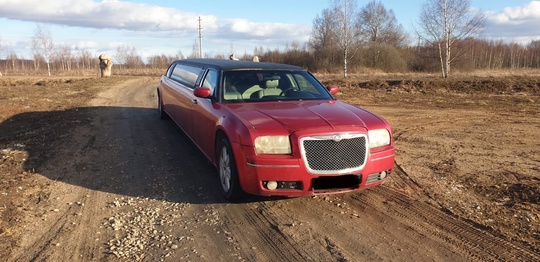 Продам Лимузин С300 Крайслер 
На (3)