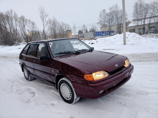 Ваз 2114 
2004г
165к бег 
210тыс.