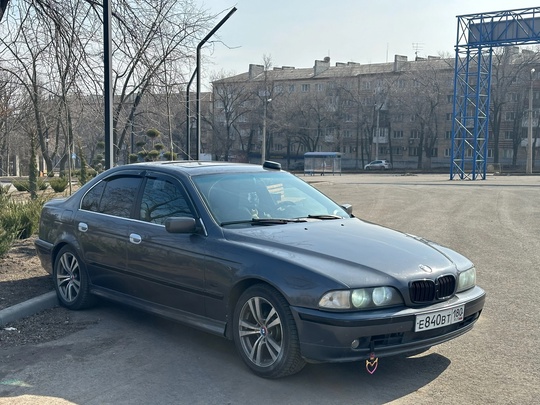 В продаже BMW E39 523i (3)