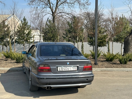 В продаже BMW E39 523i (4)