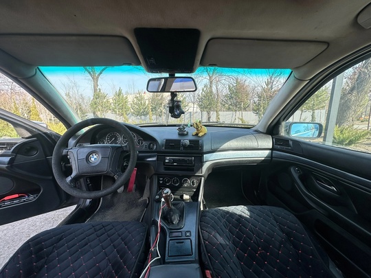В продаже BMW E39 523i (7)