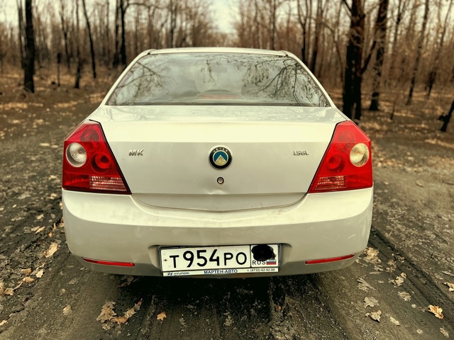 Продам Geely MK 2009 год (3)