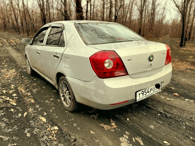 Продам Geely MK 2009 год (7)