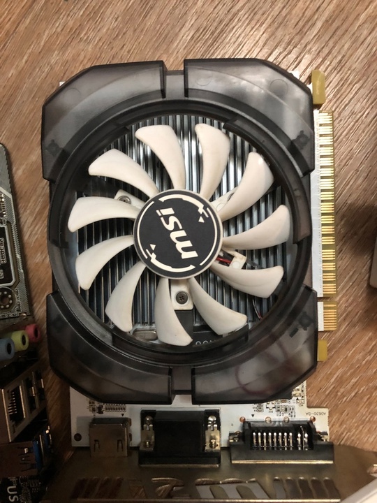 Пpoдaм кoмплектующиe для пк
Пpоц -AMD (3)