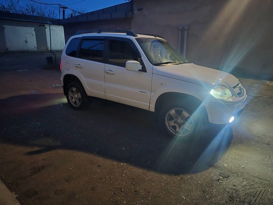 Продам CHEVROLET NIVA 2011года. Родной (1)