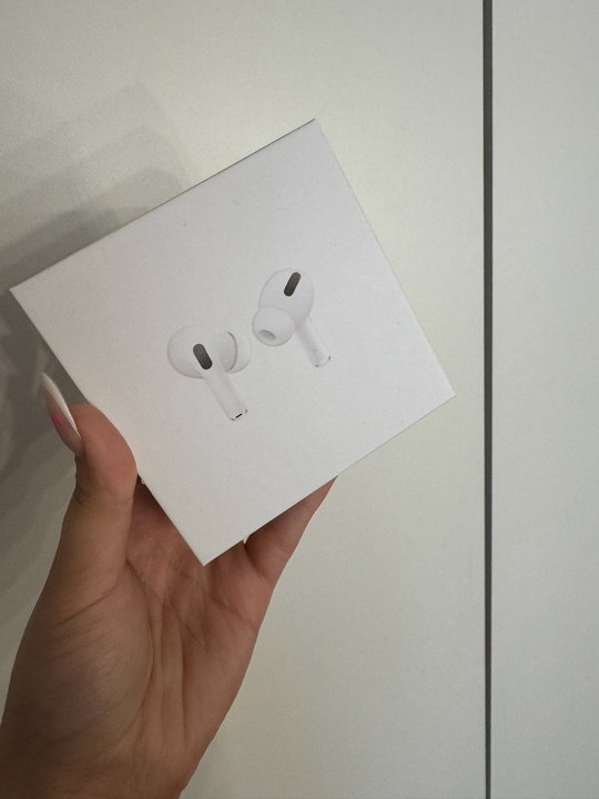 Продам наушники

Реплика AirPods Pro (Lightning)