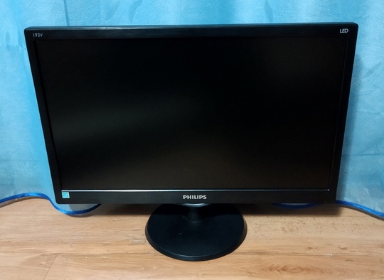 Продам монитор Philips в отличном