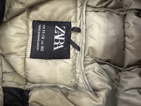 Продам демисезонную куртку ZARA 
Состояние (1)