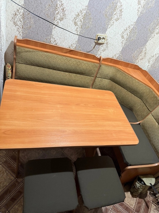 Кухонный уголок , две части (1)