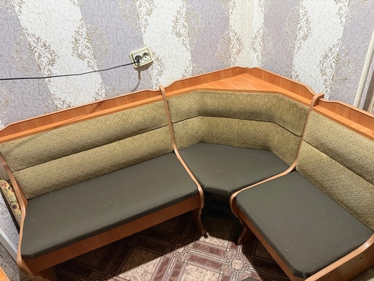 Кухонный уголок , две части (5)