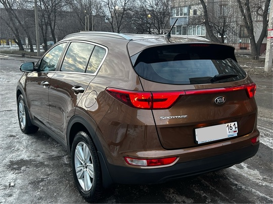Продам Kia Sportage 2016 года (2)