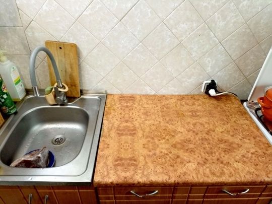 Продам, б/у кухонную мебель в (3)