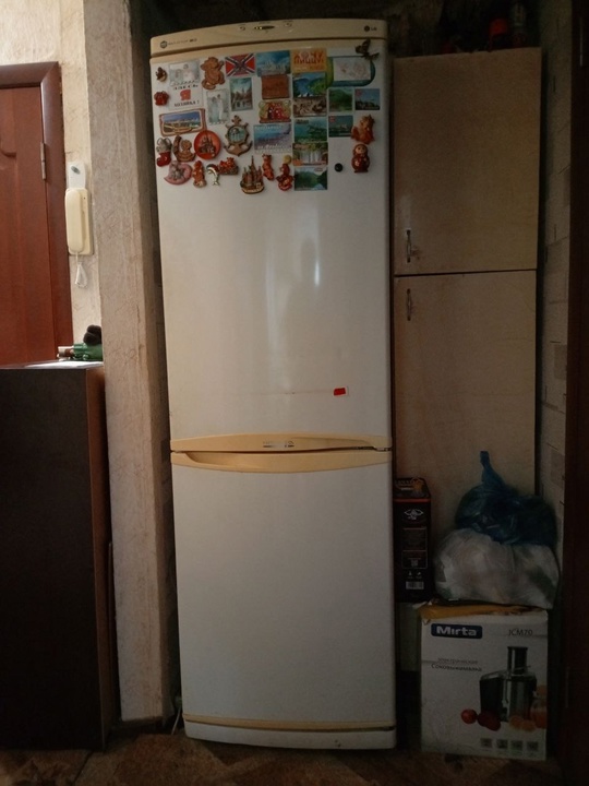 Продам, б/у кухонную мебель в (5)