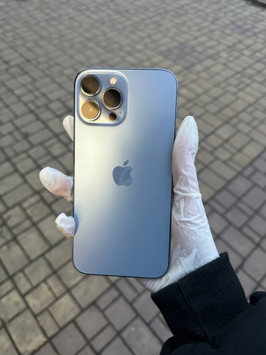 Продам Iphone 13 pro max