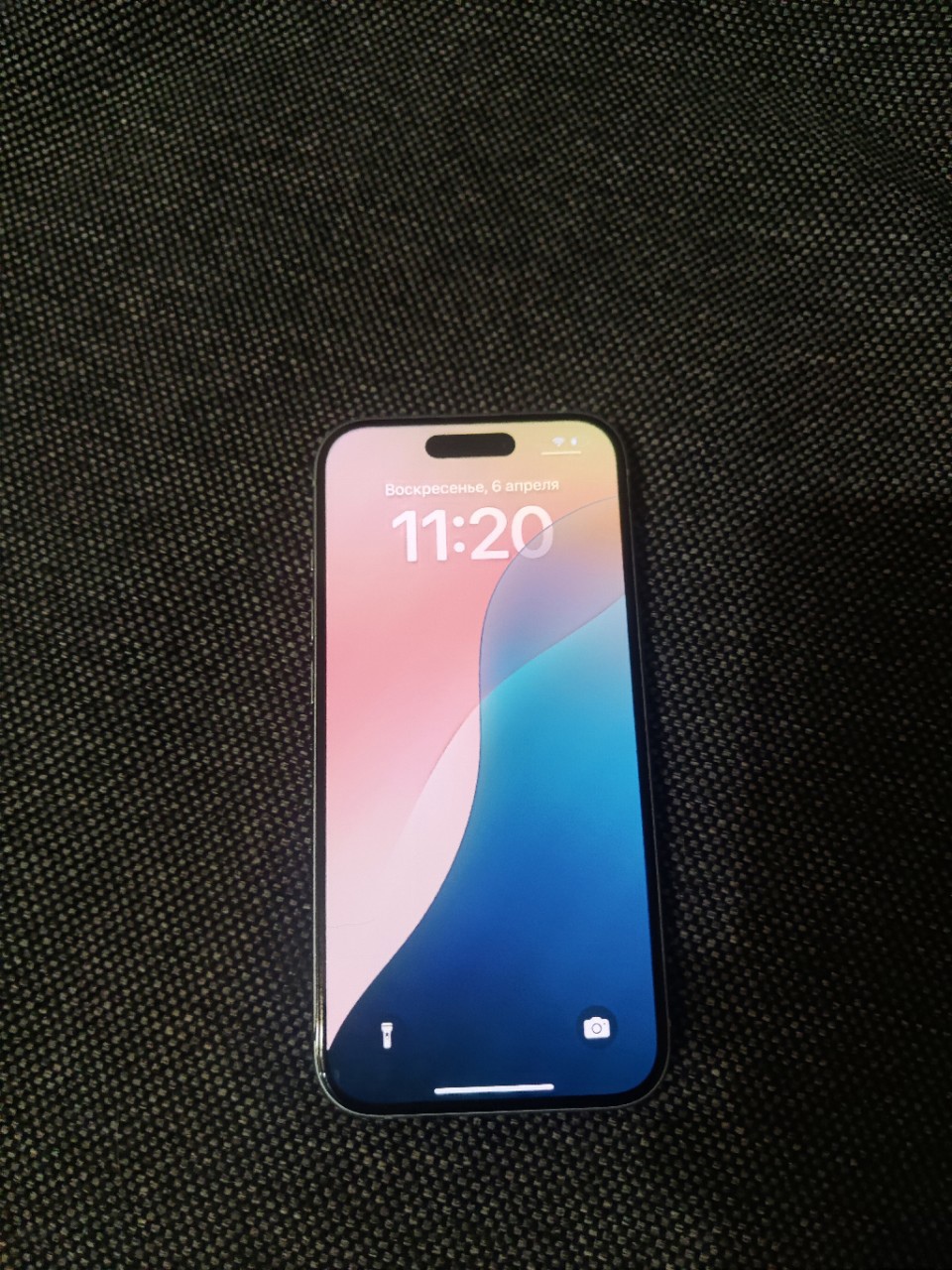 Продам iPhone 15 128Gb в (4)