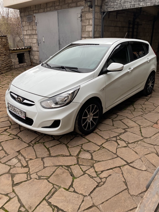 ПРОДАМ HYUNDAI SOLARIS
2013 ГОДА АКПП
Пробег