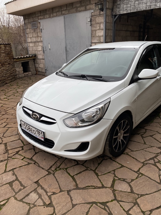 ПРОДАМ HYUNDAI SOLARIS
2013 ГОДА АКПП
Пробег (4)