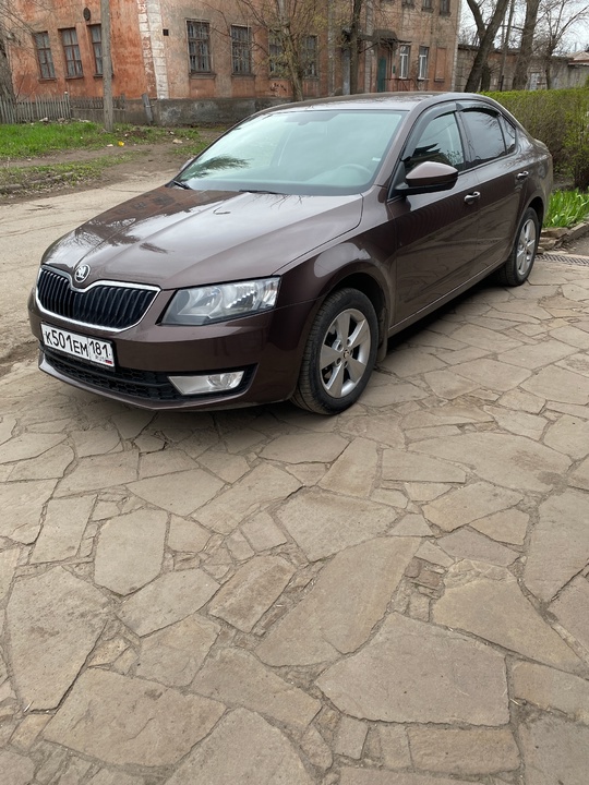 ПРОДАМ SKODA OCTAVIA 2015 года