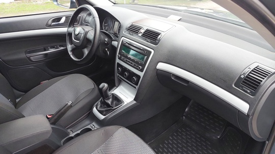 продаже .
Skoda Octavia(Шкода Октавиа)
Объем мотора: (5)