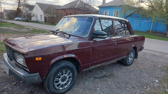 Продам  ваз  2105 (5)