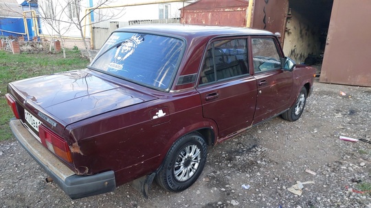 Продам  ваз  2105 (8)
