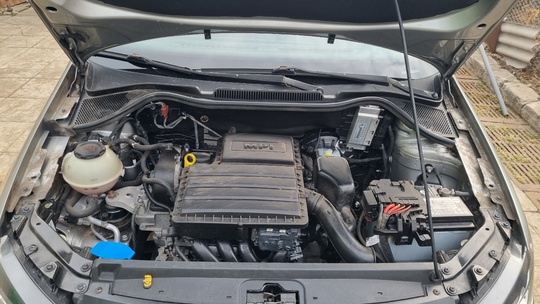 ПРОДАМ 2018 ГОД ВЫПУСКА
Volkswagen Polo
РЕСТАЙЛИН (7)