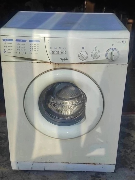 Продам ковёр. Размер 2*3 метра. (1)