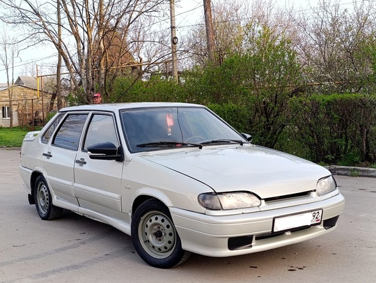 Продам 2115 
В хорошем состояние!!
2004 (4)